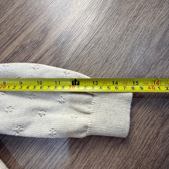 Mini Boden Girls Cream Pointelle Knit Cardigan Ruffle Collar Colored Buttons 6/7 - Picture 5 of 13